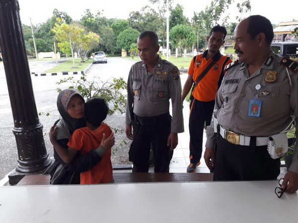 Satu Hari Hilang, Gilang Bertemu Orangtuanya